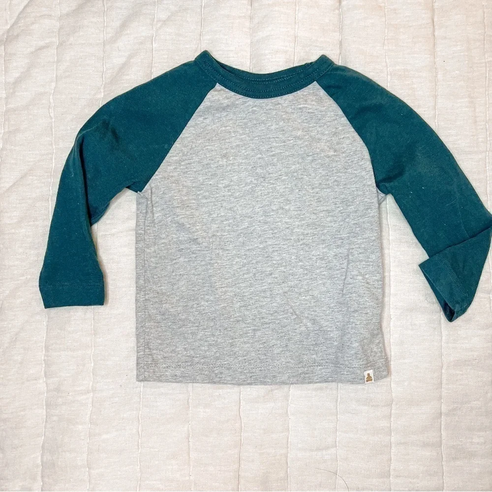 Baby Gap Playtime Favorites Grey & Green Long Sleeve Raglan Shirt 12-18 Months